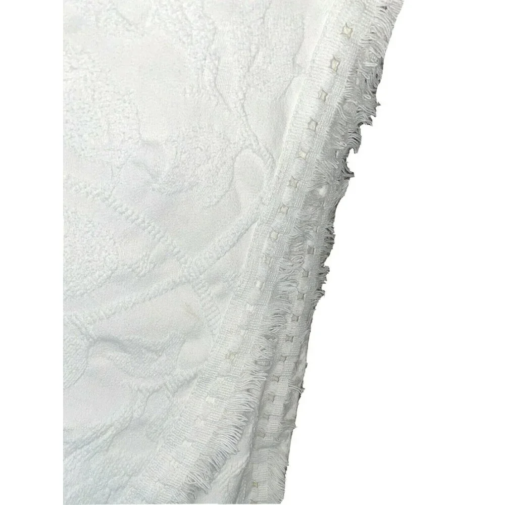 Vintage 1960s 1970s White Cotton Quilt Blanket Throw Bedspread Woven Fringe